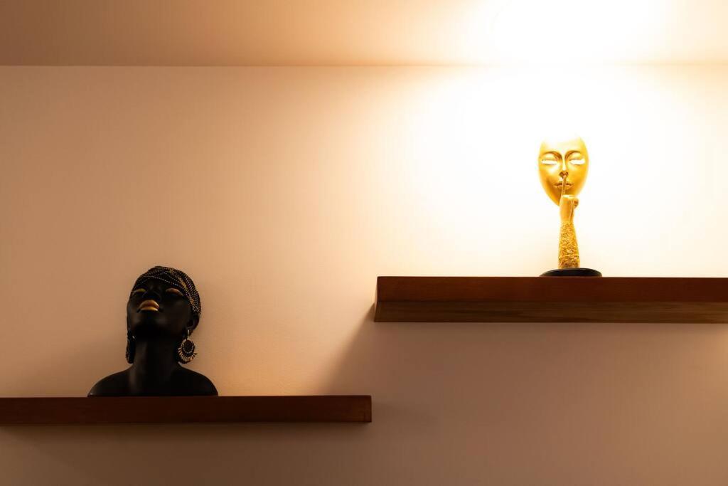 Apartment Marron Pharaohs Akhnaton